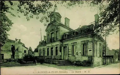 Ak Saint Denis de Pile Gironde, La Mairie