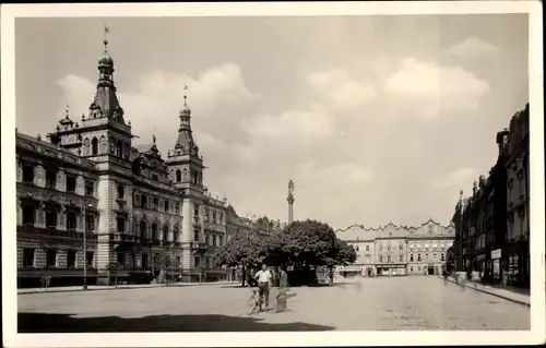 Ak Pardubice Pardubitz Stadt, Marktplatz