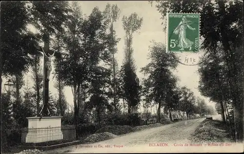 Ak Eclaron Haute-Marne, Croix de Mission, Route du Der