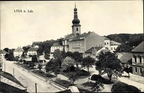 Ak Lysá nad Labem Lissa Elbe Mittelböhmen, Straßenpartie, Kirche