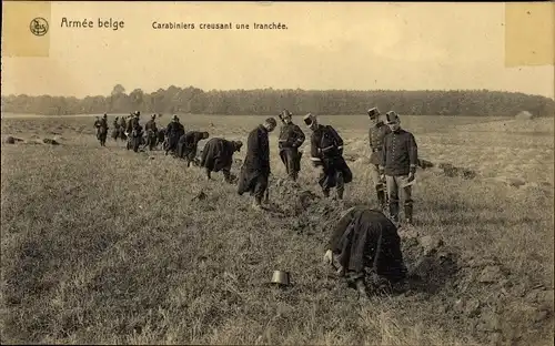 Ak Soldats Belges, Armee belge, Carabiniers creusant une iranchee