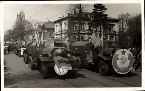 Foto Ak Militär Laster, LKW, DDR, Sowjetunion, NVA