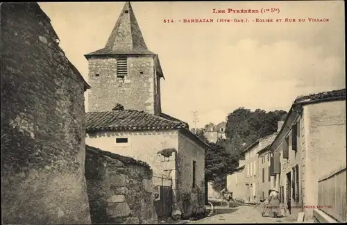 Ak Barbazin Haute-Garonne, Eglise, Rue du Village