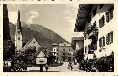 Ak Mayrhofen im Zillertal Tirol, Straßenpartie mit Kirche