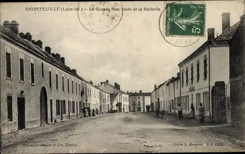Ak Aigrefeuille Loire Atlantique, La Grande Rue