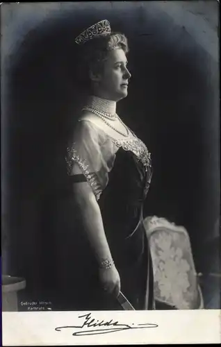 Ak Prinzessin Hilda von Nassau Großherzogin von Baden, Seitenansicht