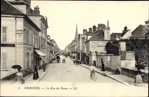 Ak Nemours Seine-et-Marne, La Rue de Paris