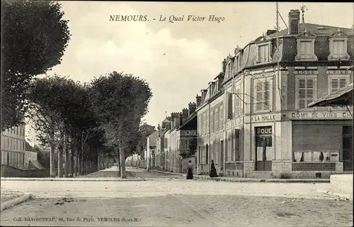 Ak Nemours Seine-et-Marne, La Quai Victor Hugo