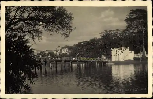 Foto Ak Hanoi Tonkin Vietnam, Brücke, Gebäude