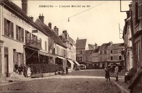 Ak Nemours Seine-et-Marne, L'ancien Marche au Ble