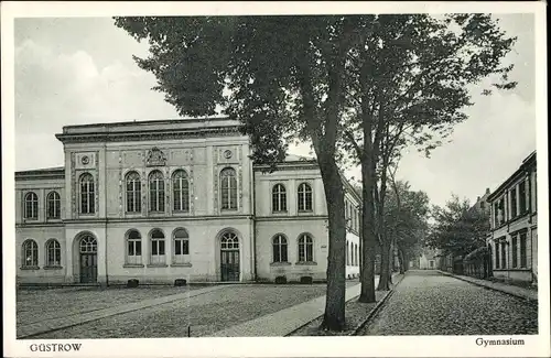 Ak Güstrow in Mecklenburg, Gymnasium