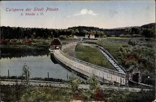 Ak Pöhl Vogtland, Talsperre der Stadt Plauen, Gesamtansicht, Straße, Sperrmauer, Stausee