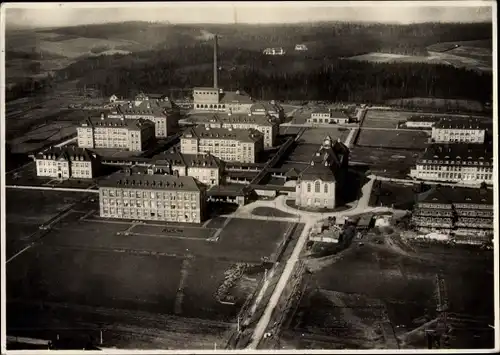 Ak Zwickau in Sachsen, Staatliches Krankenstift, Fliegeraufnahme