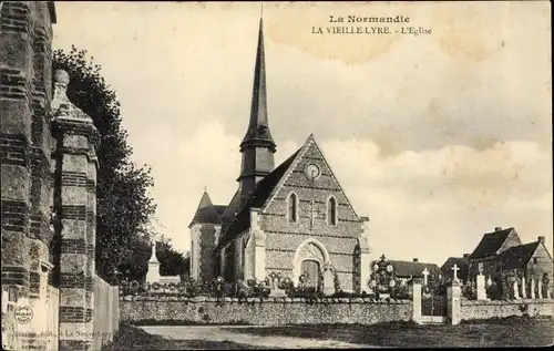 Ak La Vieille Lyre Eure, L'Eglise