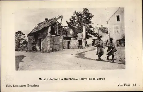 Ak Oulches Indre, Maison démolie, Relève de la Garde