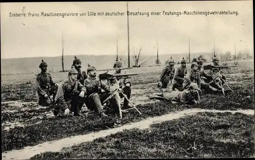 Ak Deutsche Soldaten, Festungs Maschinengewehrabteilung, 1. WK, französische Maschinengewehre