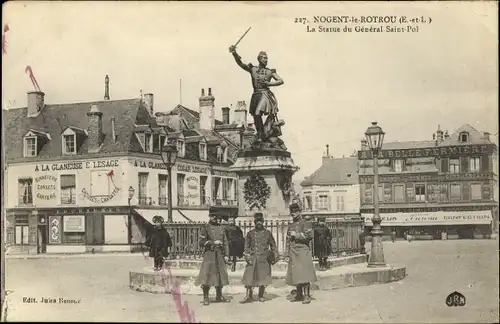 Ak Nogent le Rotrou Eure et Loir, La Statue du General Saint Pol