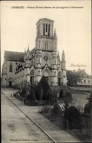 Ak Longué Maine et Loire, Place Notre Dame de la Legion d'honneur