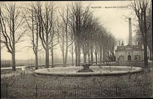 Ak Mantes Yvelines, Square des Cordeliers