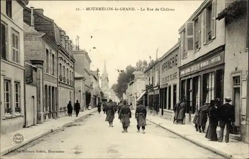 Ak Mourmelon le Grand Marne, La Rue de Chalons