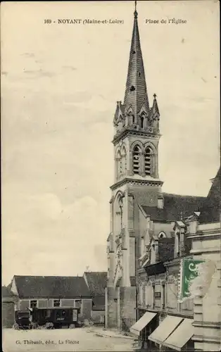 Ak Noyant Maine et Loire, Place de l'Eglise