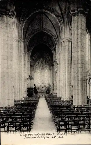 Ak Le Puy Notre Dame Maine et Loire, L'interieur de l'Eglise