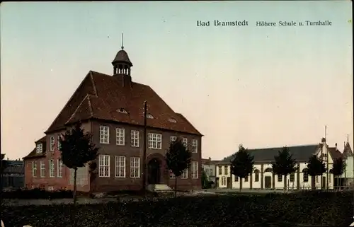 Ak Bad Bramstedt in Holstein, Höhere Schule und Turnhalle