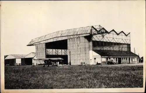 Ak Orly sur Morin Seine et Marne, Division d'Entrainement Aerien, Un Atelier