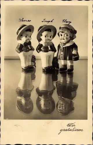 Ak Glückwunsch Geburtstag, Wir gratulieren, drei Figuren