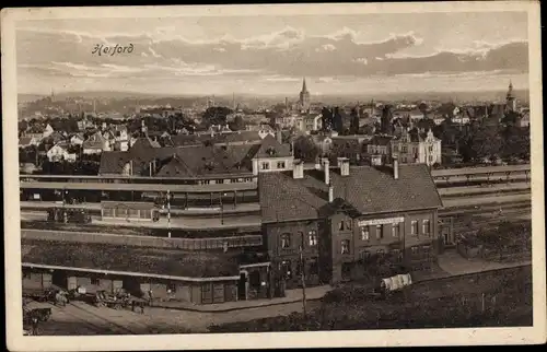 Ak Herford in Nordrhein Westfalen, Gesamtansicht, Güterbahnhof, Gleisseite