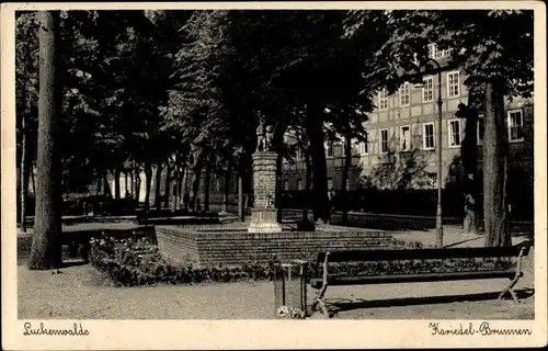 Ak Luckenwalde in Brandenburg, Kariedel Brunnen