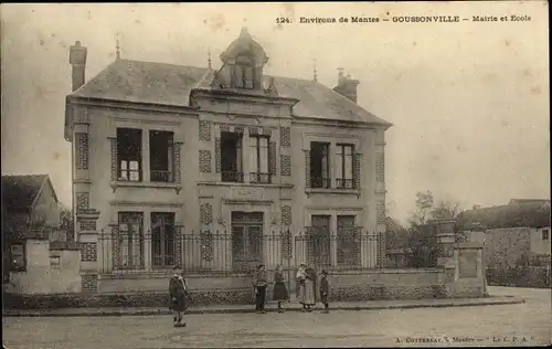 Ak Goussonville Yvelines, Mairie et Ecole