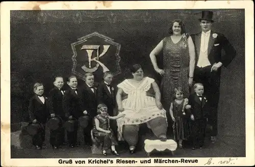 Ak Gruß von Krichel's Riesen und Märchenrevue, dicke Frau, Liliputaner, großwüchsige Menschen