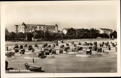 Ak Ostseebad Ahlbeck Heringsdorf auf Usedom, Blick auf den Strand, Hotels