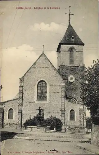 Ak Lyre Eure, L'Eglise et la Fontaine