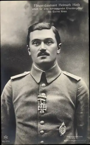 Ak Porträt Flieger Leutnant Helmuth Hirth, Eisernes Kreuz