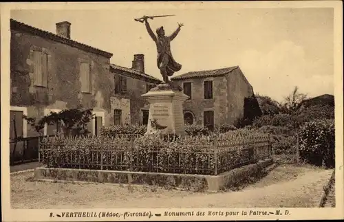 Ak Vertheuil Gironde, Monument des Morts pour la Patrie