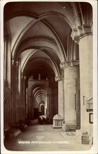 Foto Ak Peterborough Cambridgeshire England, Cathedral Interior