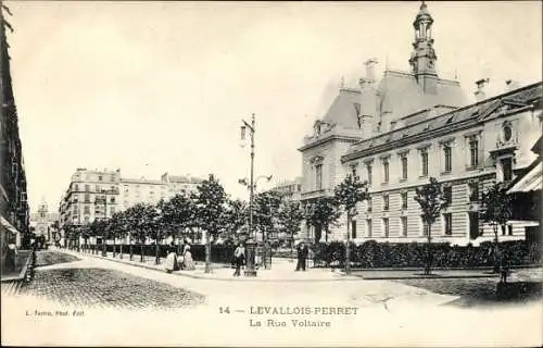 Ak Levallois Perret Hauts de Seine, La Rue Voltaire