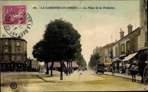 Ak La Garenne Colombes Hauts de Seine, La Place de la Fontaine