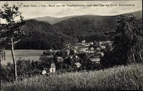 Ak Bad Thal Ruhla in Thüringen, Ort mit Ruine Scharfenburg von der Tropfsteinhöhle gesehen