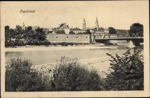 Ak Ingolstadt an der Donau Oberbayern, Teilansicht vom Ort, Brücke