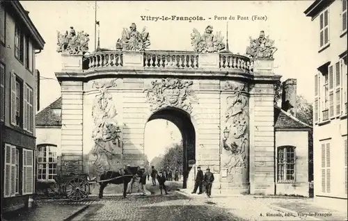 Ak Vitry le François Marne, Porte du Pont