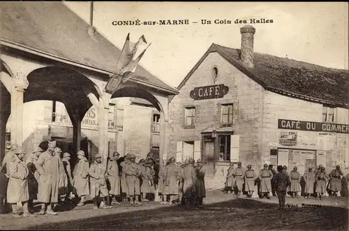 Ak Conde sur Marne, Un Coin des Halles