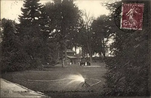 Ak Tours Indre et Loire, Le Jardin