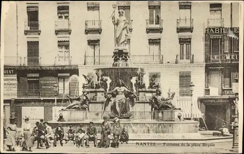 Ak Nantes Loire Atlantique, Fontaine de la place Royale