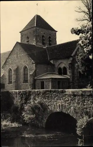 Ak Saint Cyr sur Morin Seine et Marne, L'Eglise et le Petit Morin