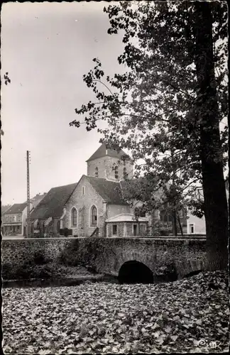 Ak Saint Cyr sur Morin Seine et Marne, L'Eglise et le Pont du Petit Morin