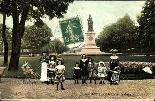 Ak Reims Marne, Le Square de la Gare