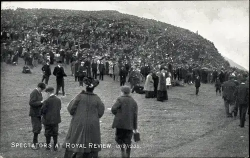 Ak Edinburgh Schottland, Royal Review 18 09 1905, Spectators